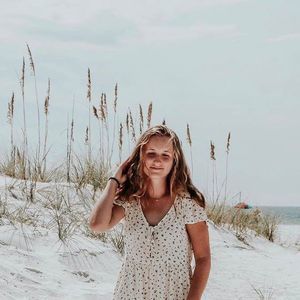 Meet your Posher, Alaina mae